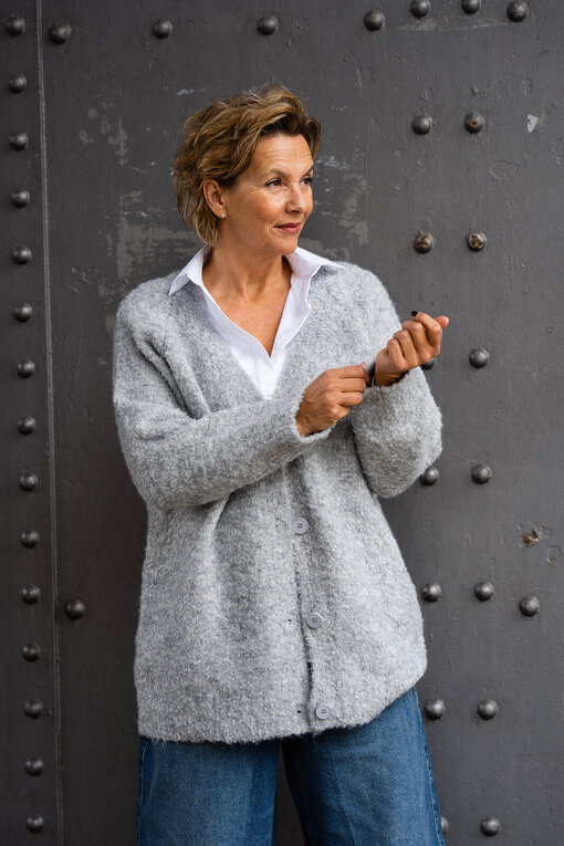 Strickcardigan “LOREENA” hellgrau (GW228)