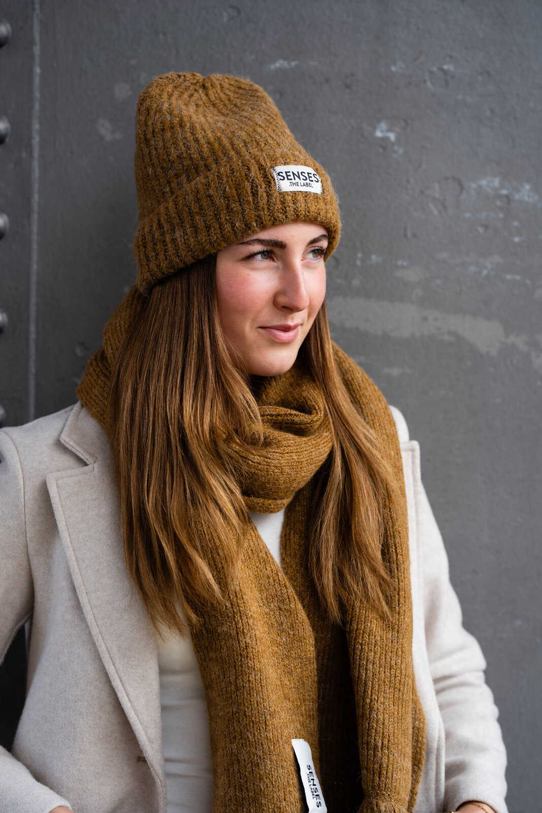 Grobstrick Mütze “ALPS” light cognac (SE35) / Kuscheliger Schal “ALPA” light cognac  (SE36)