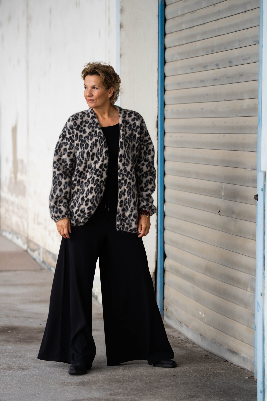 Wide Leg Pants Crepe “NAOMI” (10D70)/ Leo Cardigan “FRAUKE” (10D12)