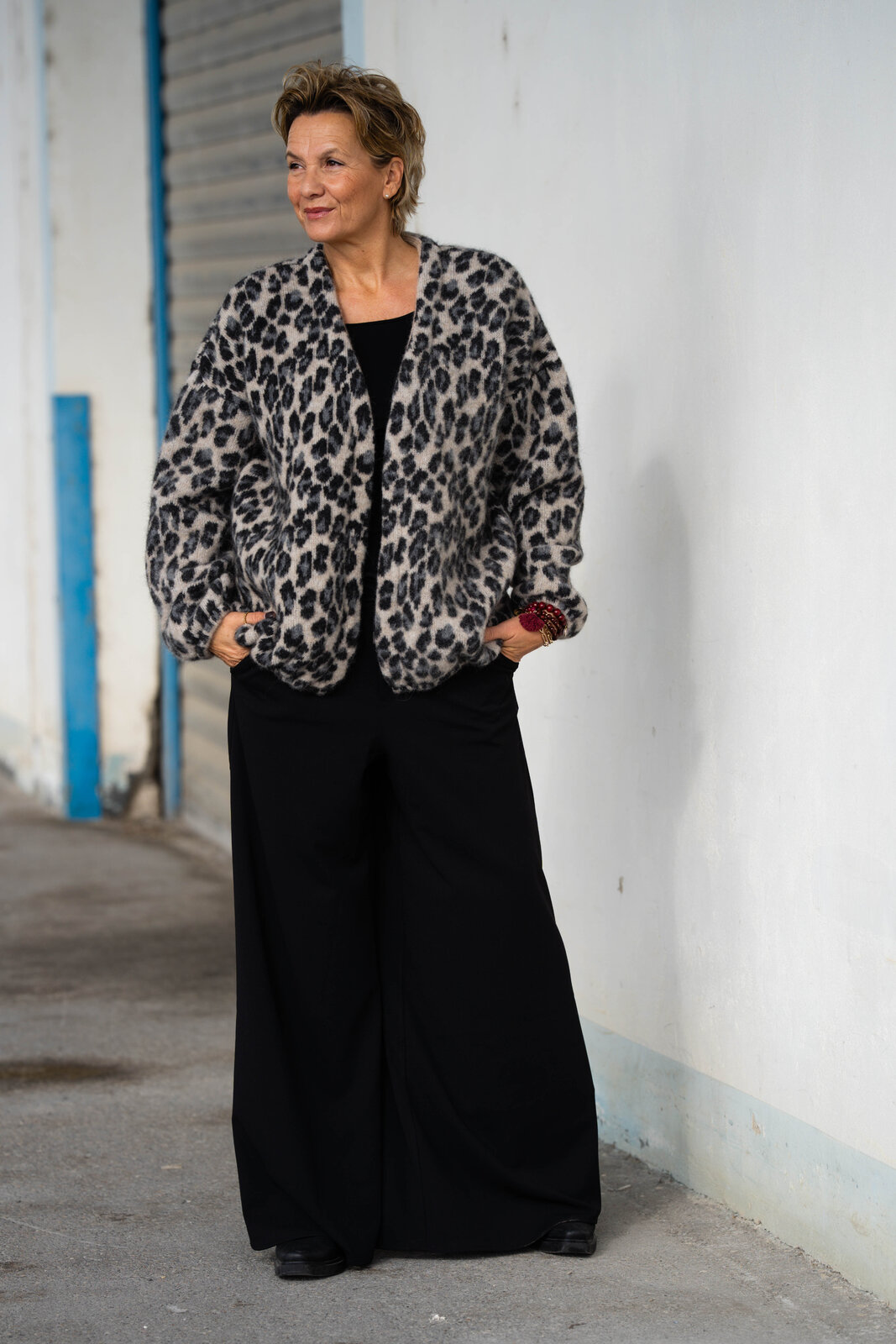 Wide Leg Pants Crepe “NAOMI” (10D70)/ Leo Cardigan “FRAUKE” (10D12)