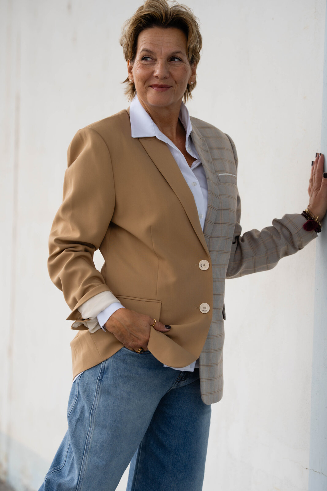 Jeans “NORALIE” – peak blue (ER47)/ Blazer “SUUS” (JV01)