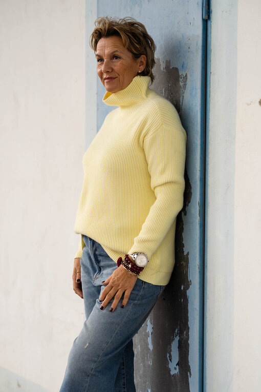 Klassischer Strickpullover “ROBERTA” pastellgelb (GW202)