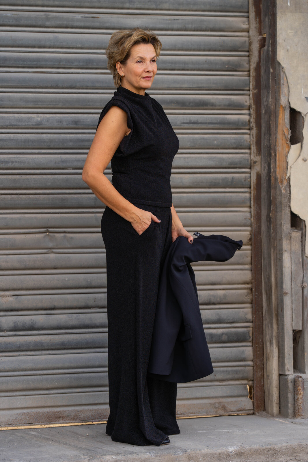 Top Sparkle “SILVIA” black (10D75) / Wide Leg Jogger Sparkle “HEIDI” black (10D78)