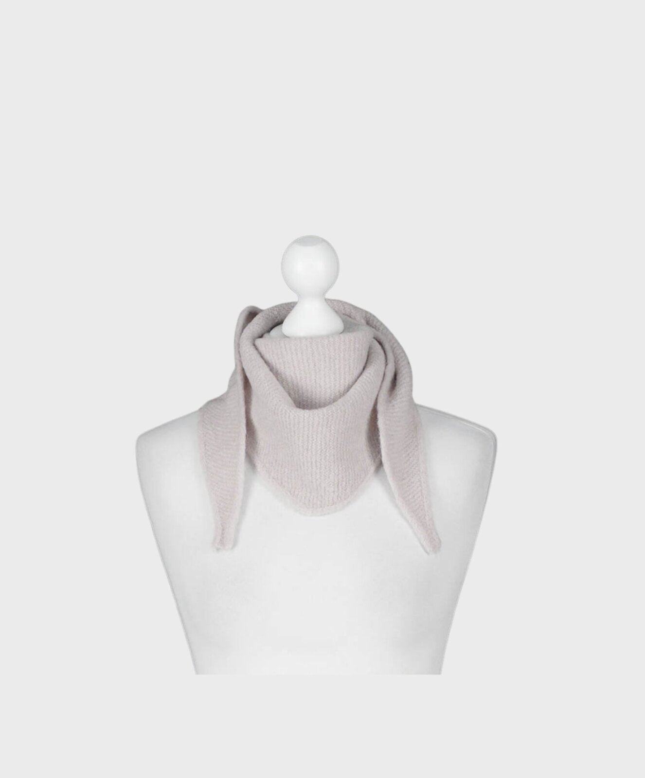Kuscheliger Dreiecksschal “SUSI” puder (AS34)