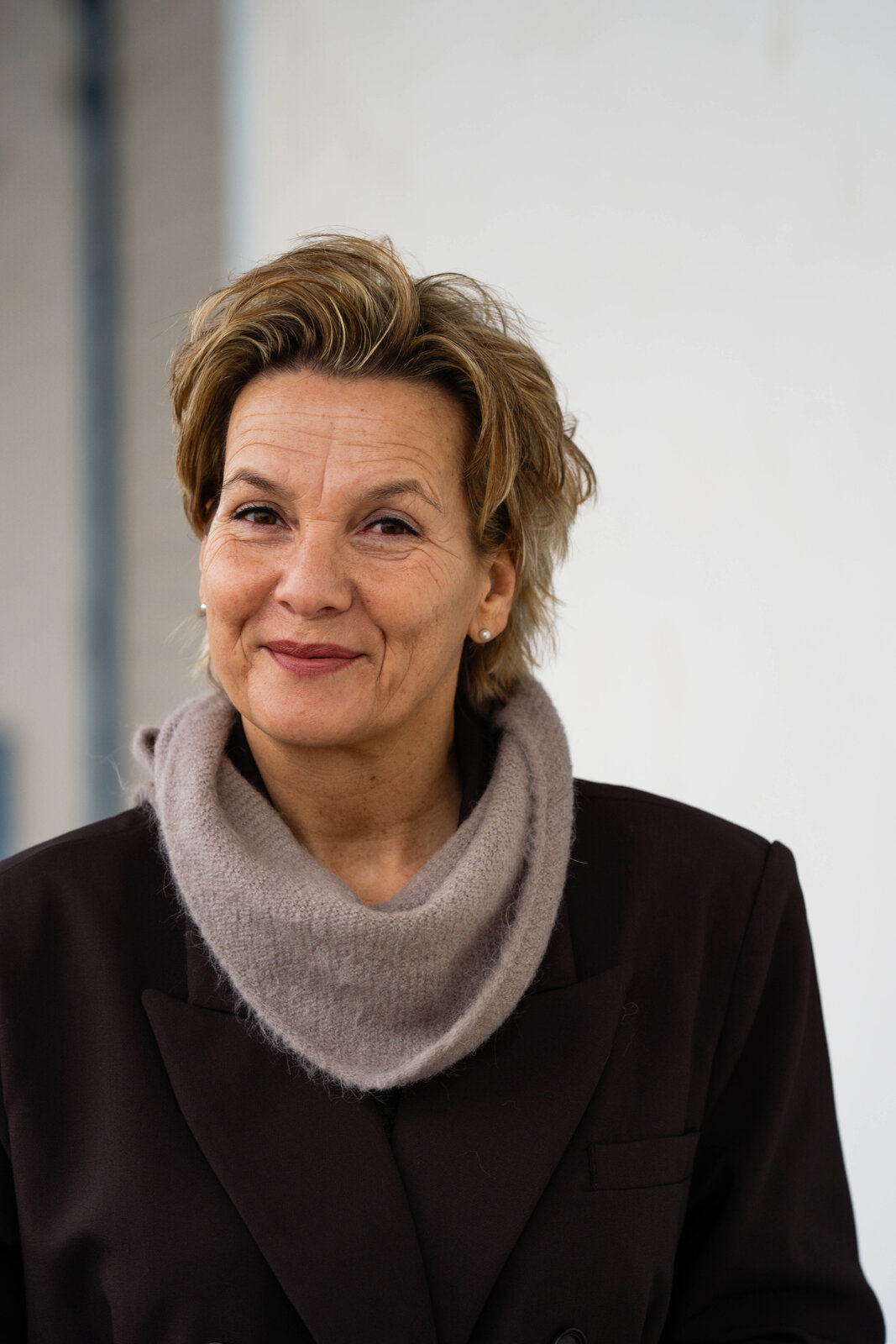 Dreiecksschal “SUSI” light taupe (AS34)