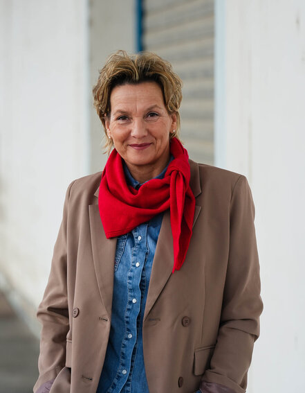 FRAUENSACHE - Trendiger Dreiecksschal (AS37)