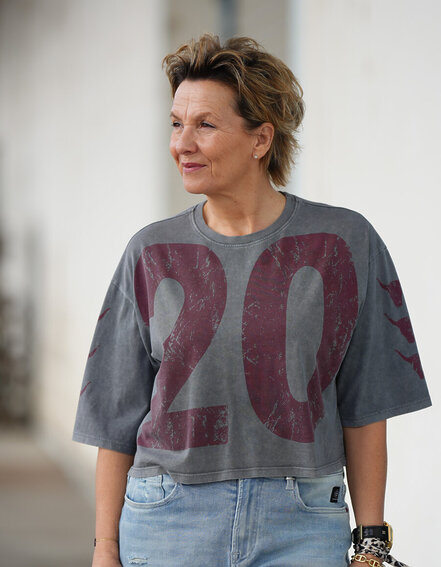 ALIX THE LABEL - Cooles Crop Shirt (AX05)