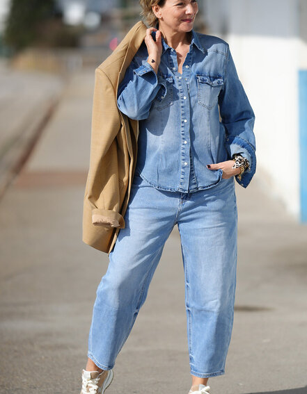 FRAUENSACHE - Lässiges Jeanshemd (GW51)