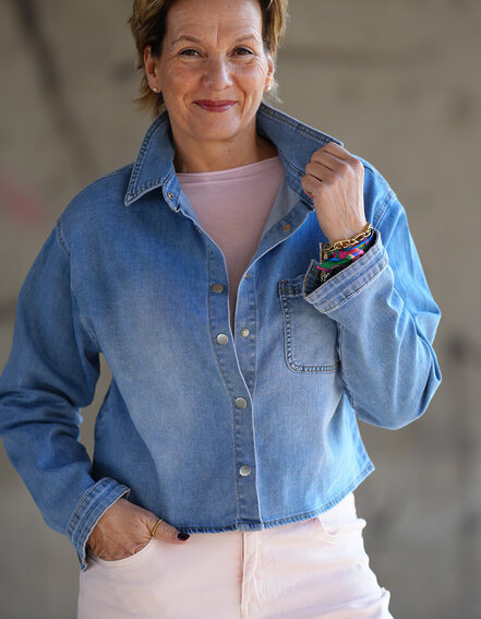 FRAUENSACHE - Kurzes Jeanshemd (GW46)