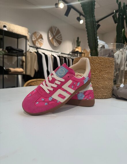 BACK 70 – Retro Sneaker “GHOST” – satin flower fuxia (BB37)