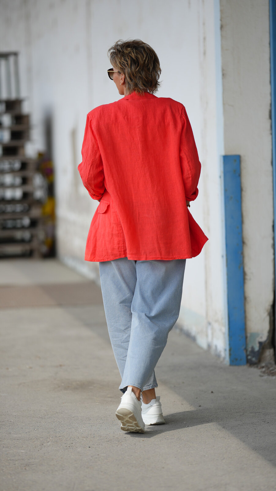 Jeans “YOANA” – bahamas blue (ER64)/ Leinenblazer “VIOLA” orange (GW62)