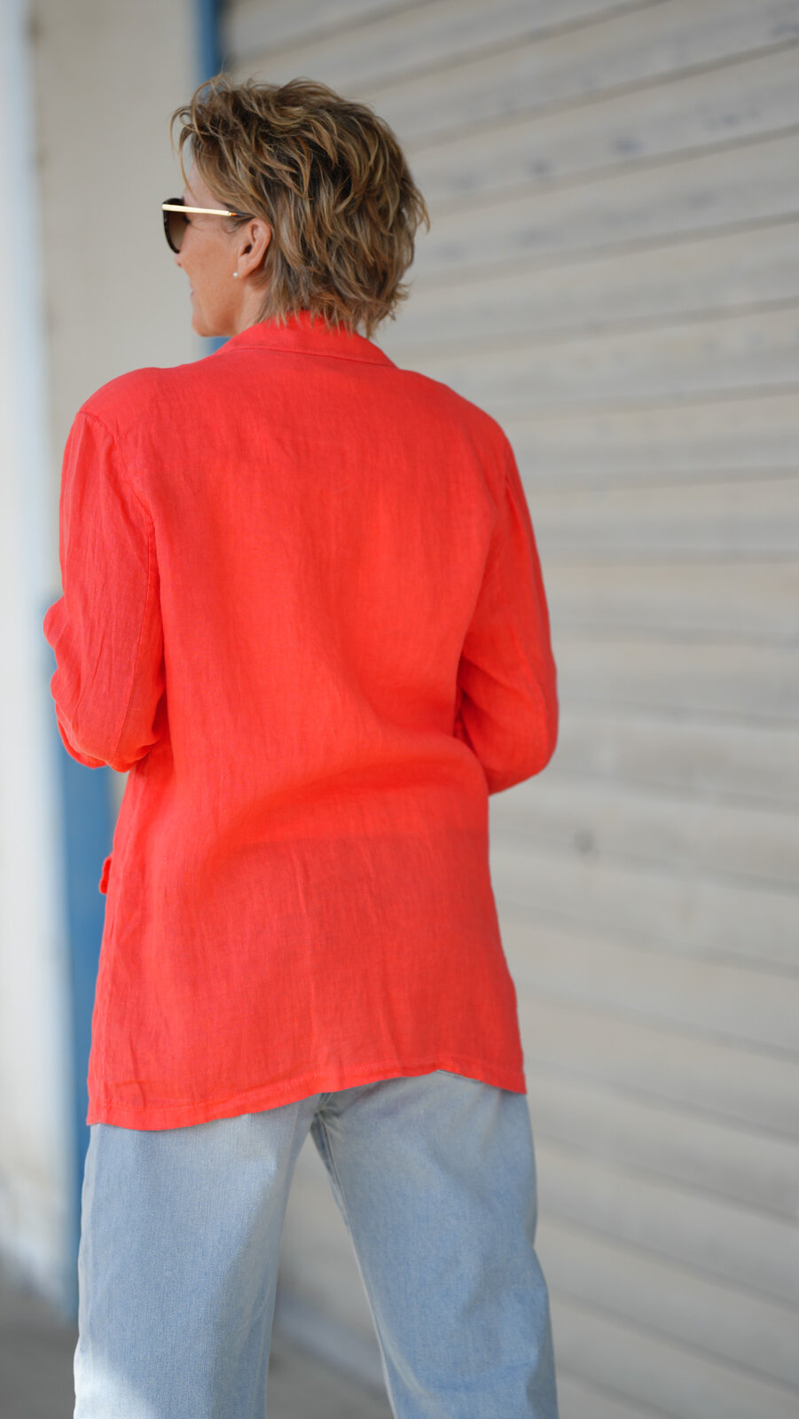 Jeans “YOANA” – bahamas blue (ER64)/ Leinenblazer “VIOLA” orange (GW62)