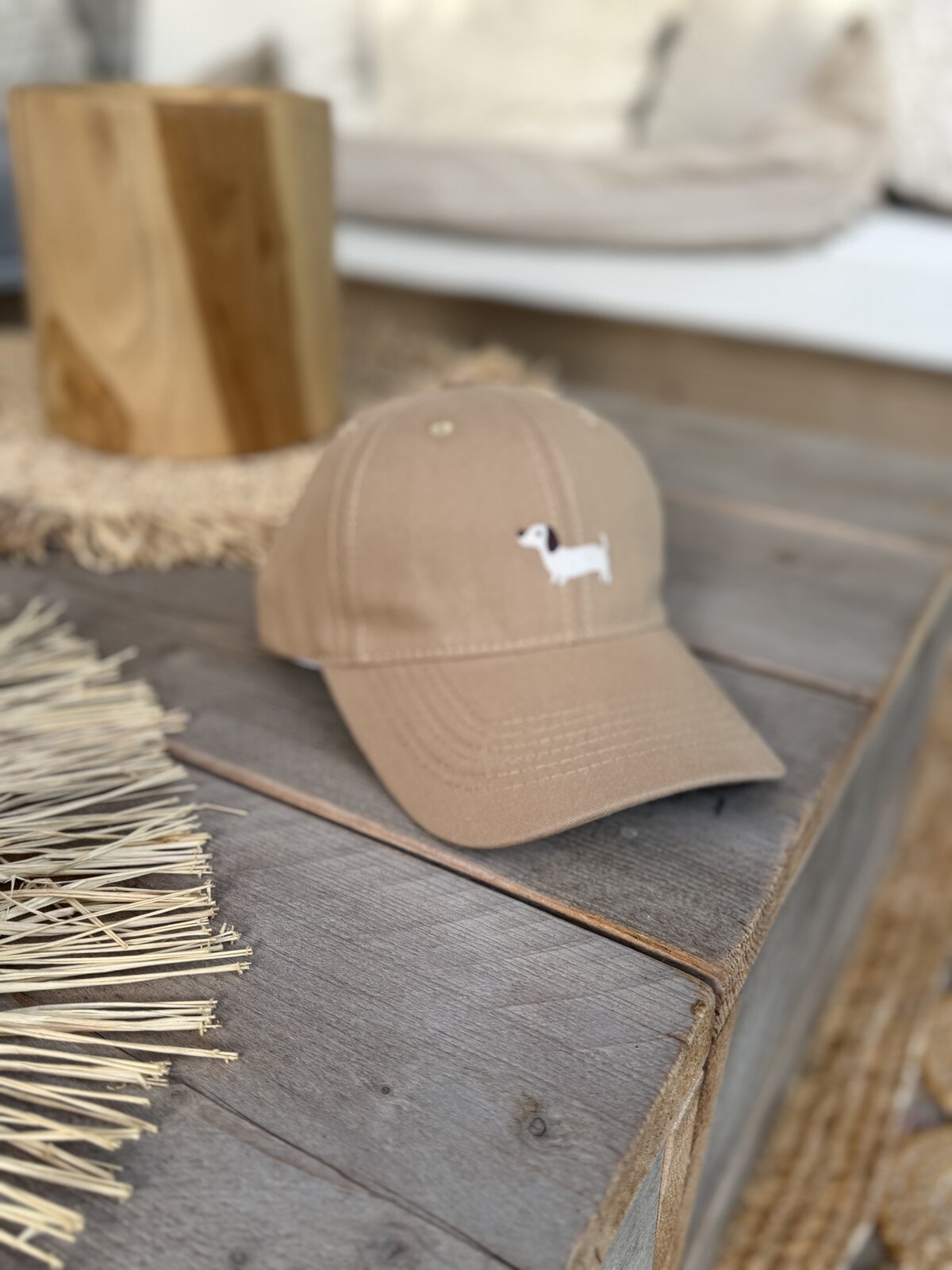 Basecap mit Dackel Motiv taupe (AS12)